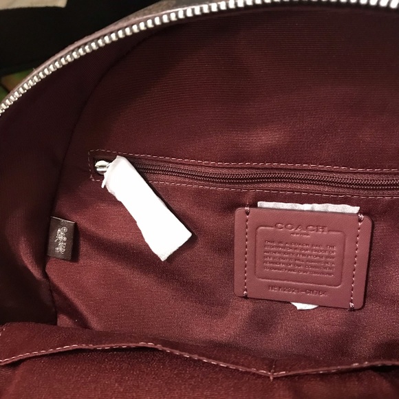 🥰Court Backpack With Signature Canvas And Leopard Print - Picture 9 of 12